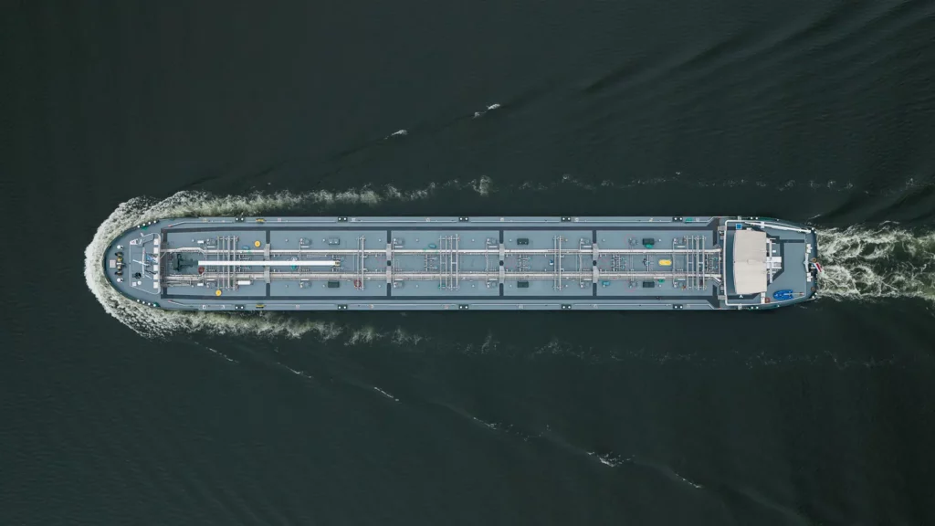 sea trials mts fortuna, bp, ams barging, bunkering, tanker, tankervessel, tankvaart, inland shipping, sustainability, innovation